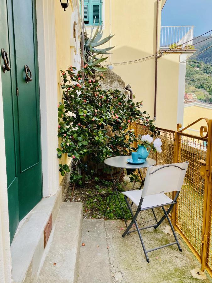 Al Castello Lägenhet Riomaggiore Exteriör bild