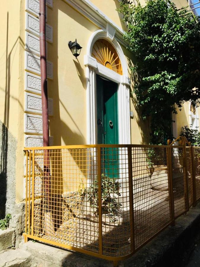 Al Castello Lägenhet Riomaggiore Exteriör bild